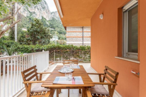 Addaura Seaview Apartment by Wonderful Italy